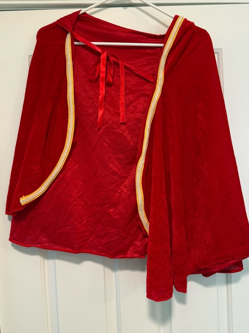 Red riding hood cape